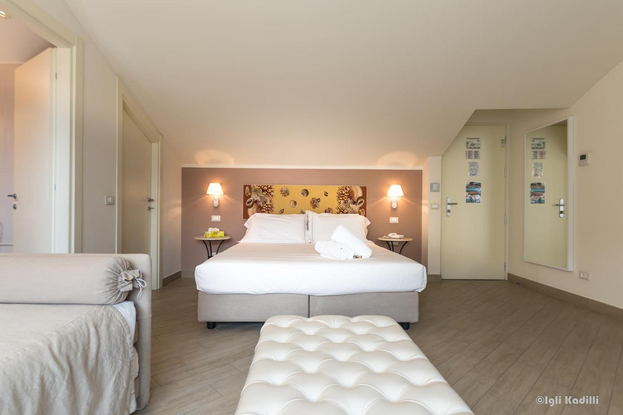 Hotel San Pietro Palace Finale Ligure Kültér fotó