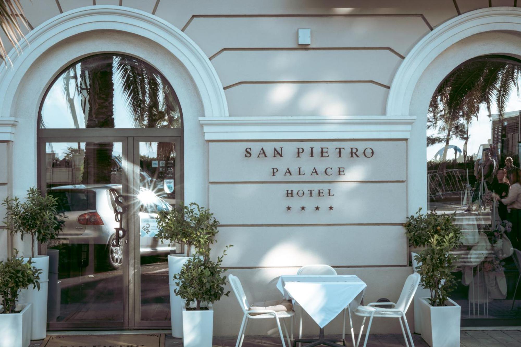 Hotel San Pietro Palace Finale Ligure Kültér fotó