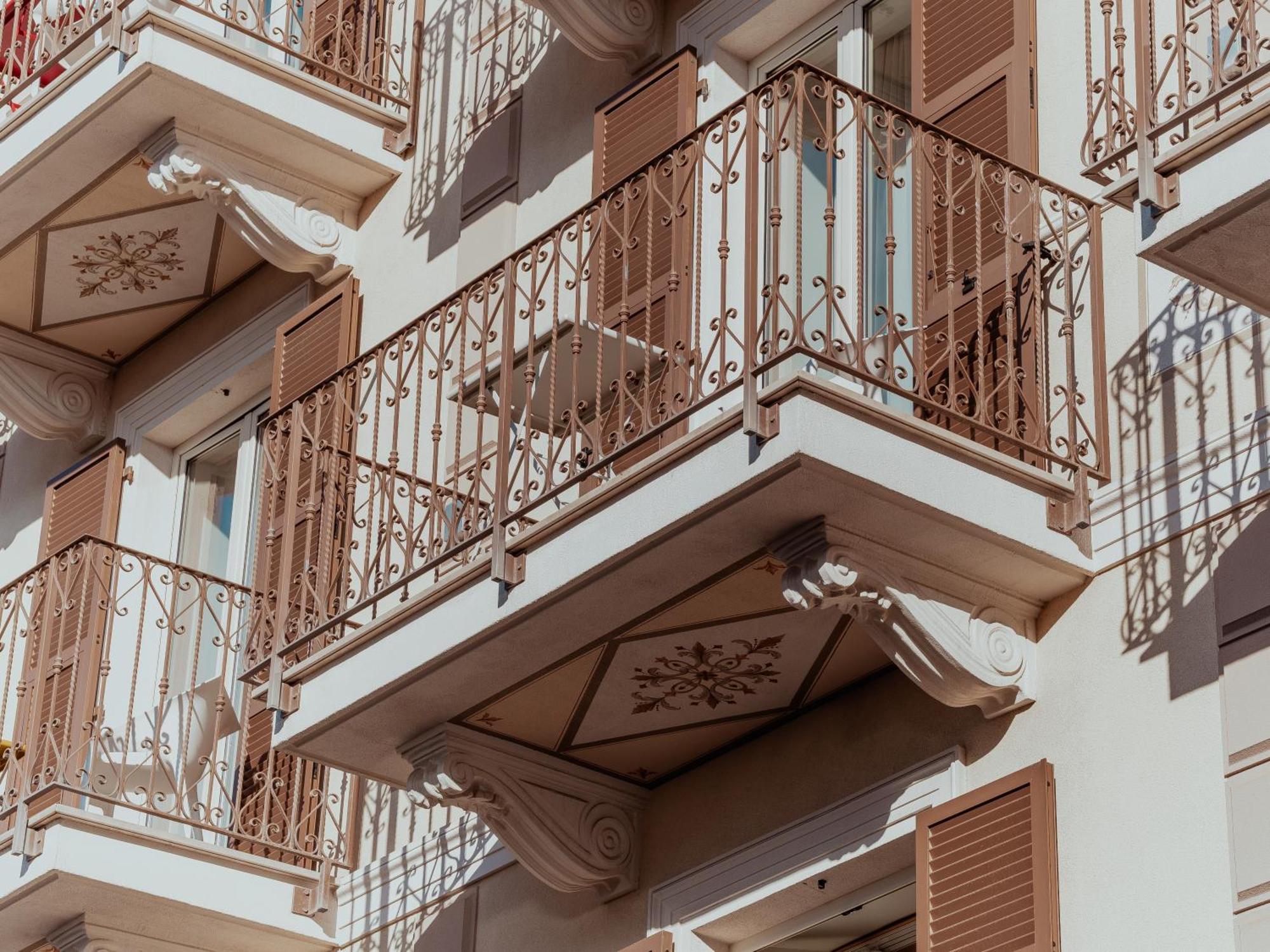 Hotel San Pietro Palace Finale Ligure Kültér fotó
