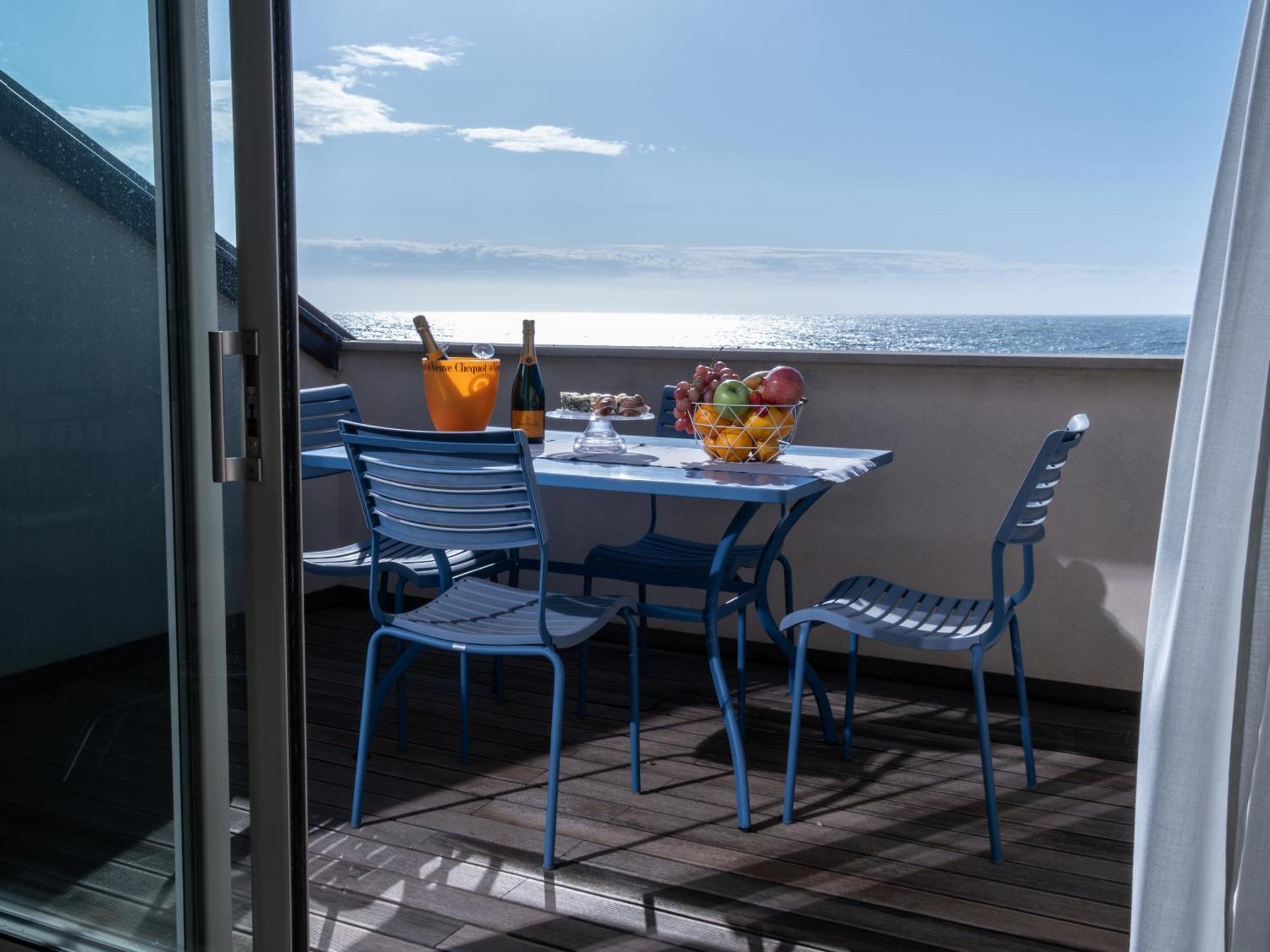 Hotel San Pietro Palace Finale Ligure Kültér fotó