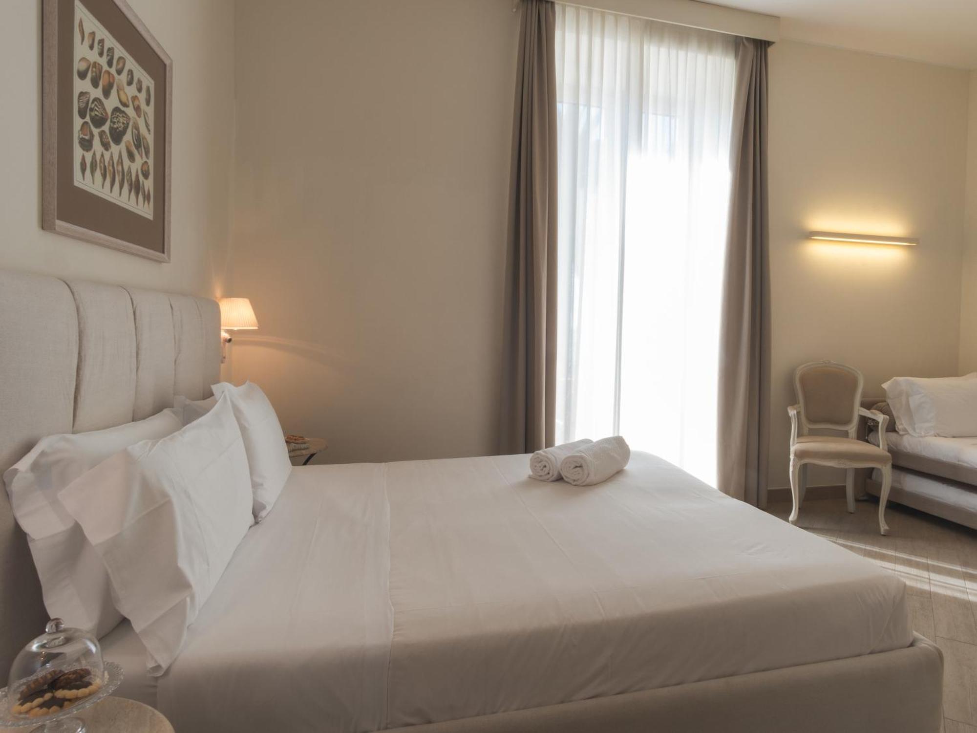 Hotel San Pietro Palace Finale Ligure Kültér fotó