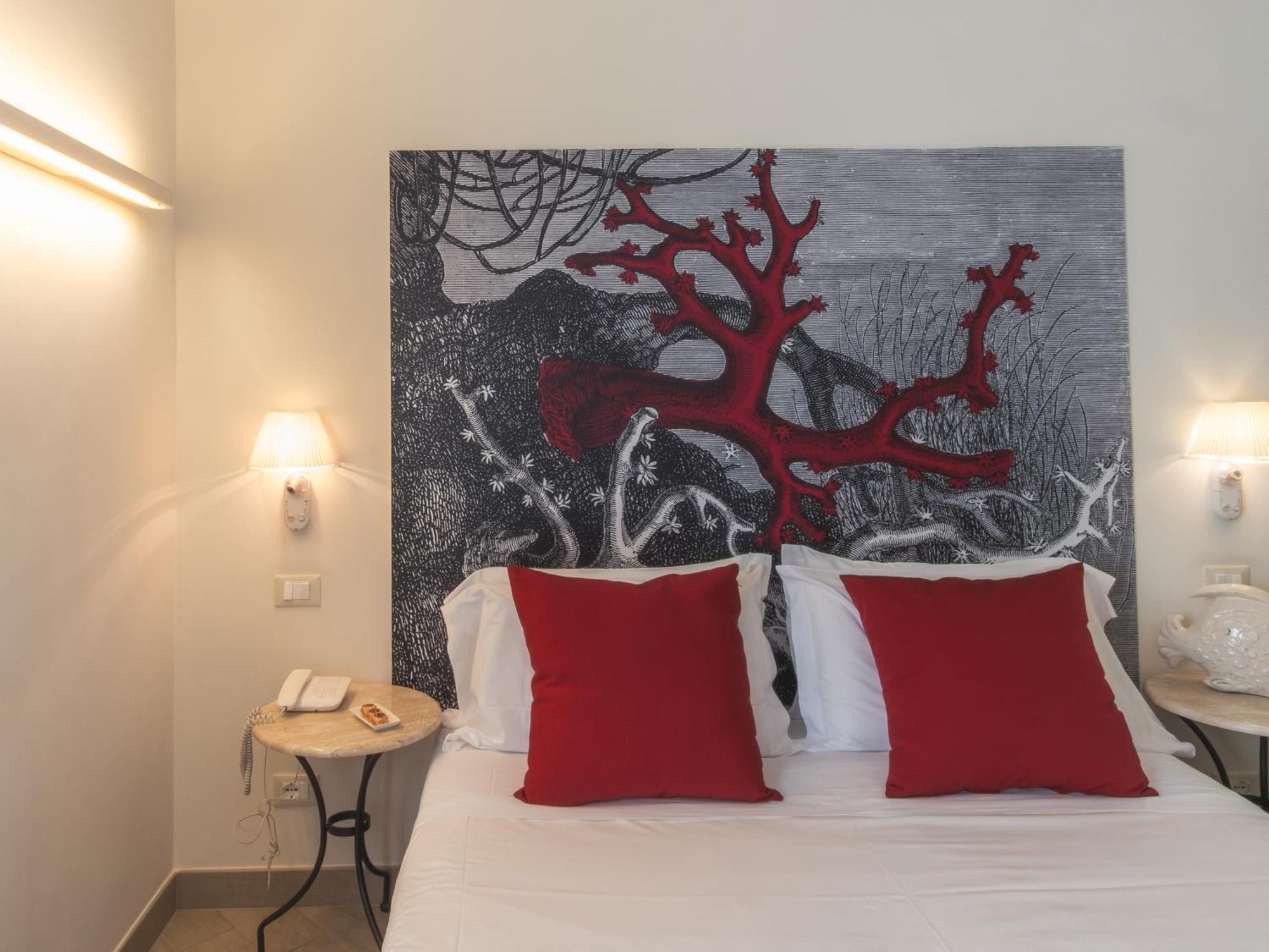 Hotel San Pietro Palace Finale Ligure Kültér fotó