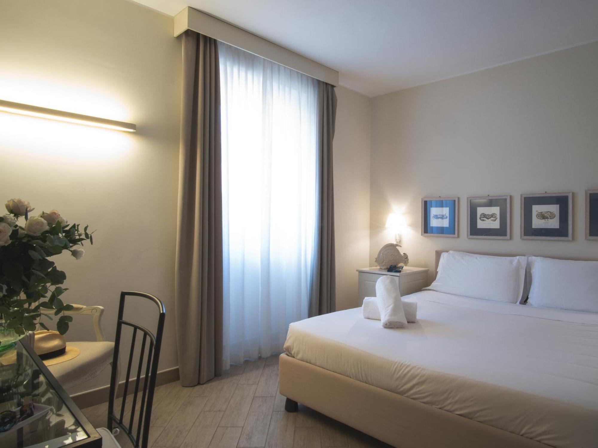 Hotel San Pietro Palace Finale Ligure Kültér fotó
