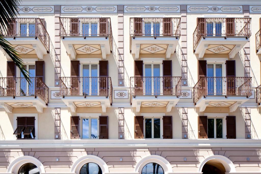 Hotel San Pietro Palace Finale Ligure Kültér fotó