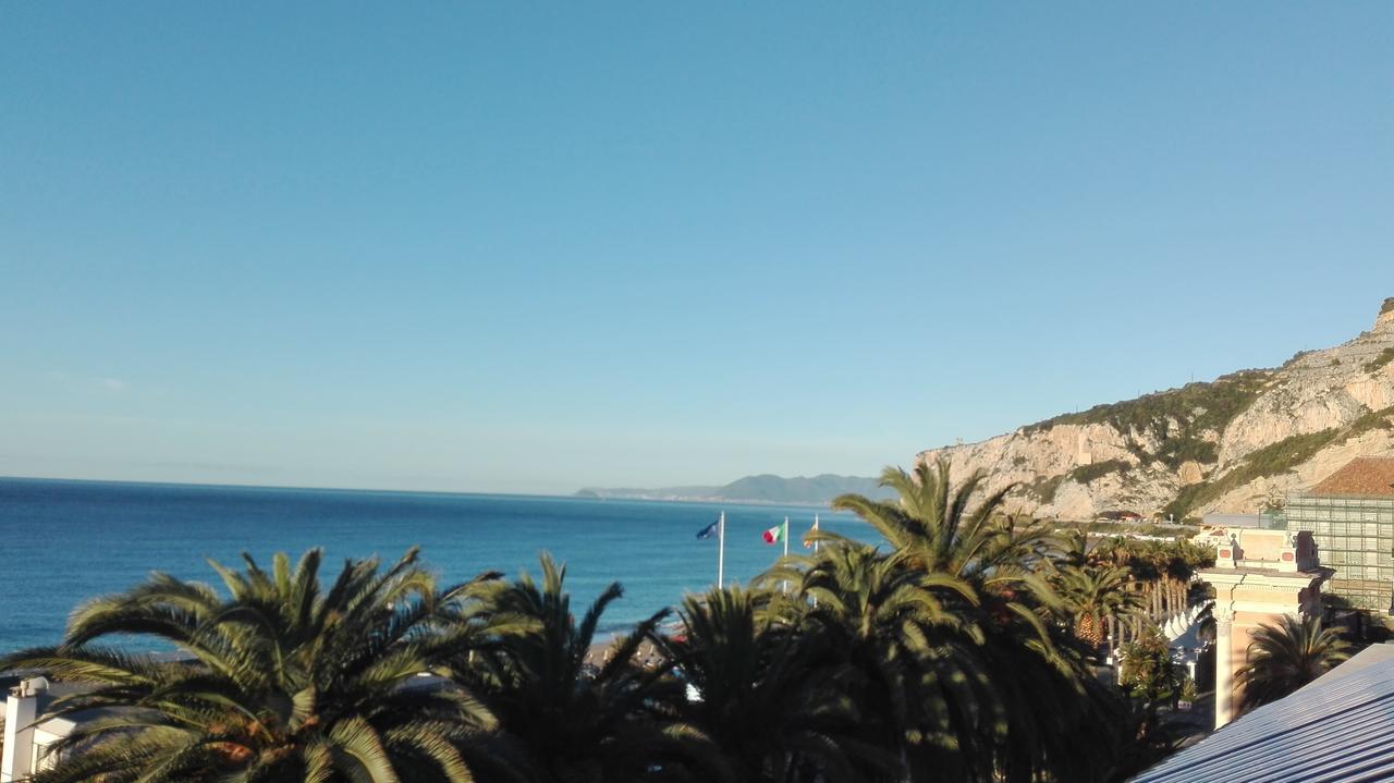 Hotel San Pietro Palace Finale Ligure Kültér fotó